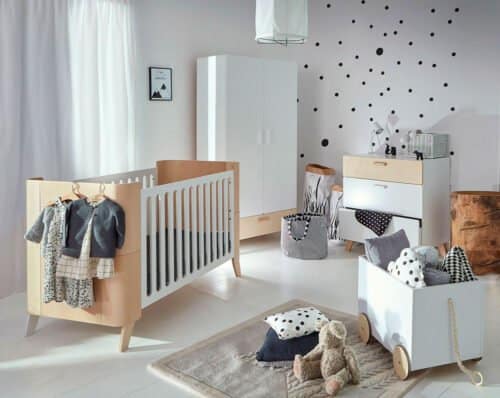 Kinderzimmer Hoppa Babybett, Kleiderschrank, Kommode, Spielzeugtruhe bei Zimmeria.de